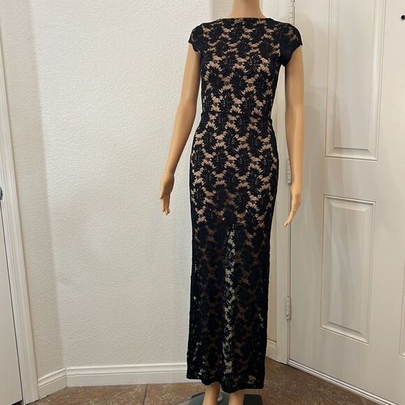 Nightcap Size 1 Black Dress Maxi Boatneck Floral Lace Keyhole & Slit Back Lined - Picture 2 of 16